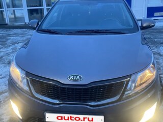 2013 Kia Rio 4-speed III, серый, 1060000 рублей, вид 1