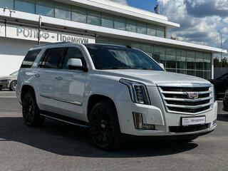 2018 Cadillac Escalade IV, белый, 4189928 рублей, вид 3