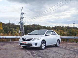 2011 Toyota Corolla X (E140, E150) Рестайлинг, серебристый, 850000 рублей, вид 1
