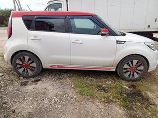 2016 Kia Soul II Рестайлинг, белый, 1500000 рублей, вид 2