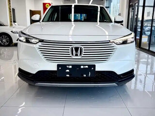 2023 Honda Vezel II, белый, 2100000 рублей, вид 2