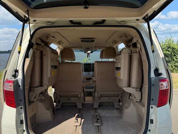 2013 Toyota Alphard II, белый, 2600000 рублей - вид 11