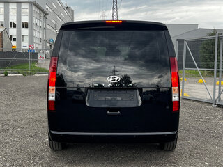 2025 Hyundai Staria I, чёрный, 4490000 рублей, вид 5