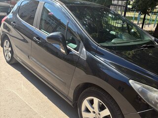 2008 Peugeot 308 I, чёрный, 380000 рублей, вид 3