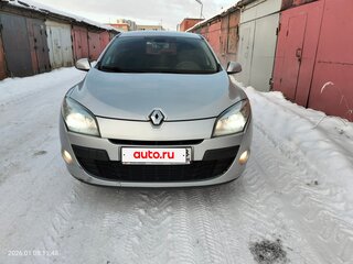 2012 Renault Megane III, серебристый, 600000 рублей, вид 1