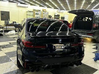 2018 BMW 5 серии 540i xDrive VII (G30/G31/G38), чёрный, 4150000 рублей, вид 5