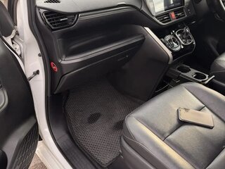 2015 Toyota Esquire I, белый, 2000000 рублей, вид 2