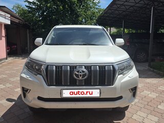 2017 Toyota Land Cruiser Prado 150 Series Рестайлинг 2, белый, 4000000 рублей, вид 1