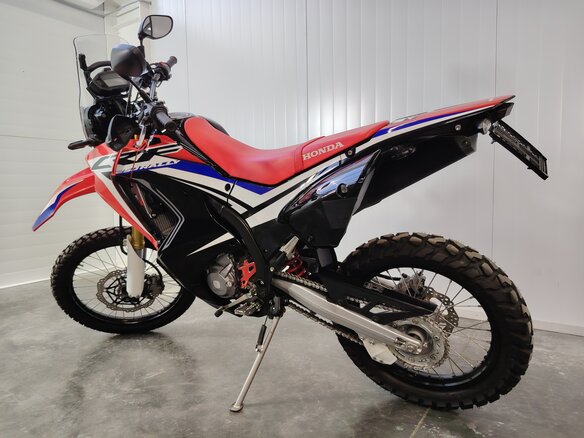 2018 Honda CRF 250L Rally, красный, 449000 рублей - вид 4