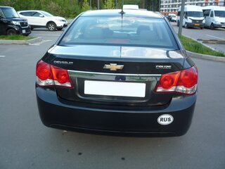 2010 Chevrolet Cruze I, чёрный, 370000 рублей, вид 4