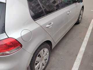 2011 Volkswagen Golf VI, серебристый, 730000 рублей, вид 4