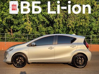 2015 Toyota Aqua I Рестайлинг, серебристый, 880000 рублей, вид 1