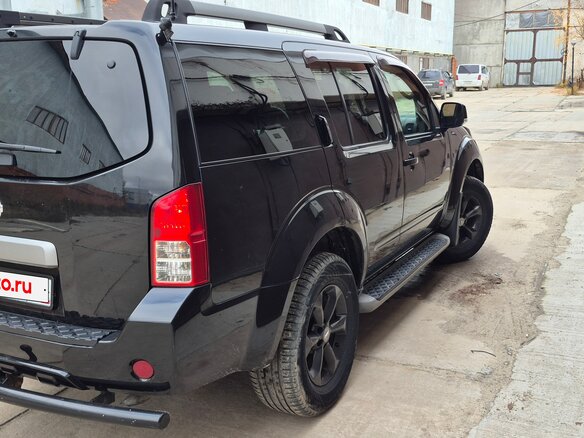 2012 Nissan Pathfinder III Рестайлинг, чёрный, 1600000 рублей - вид 5