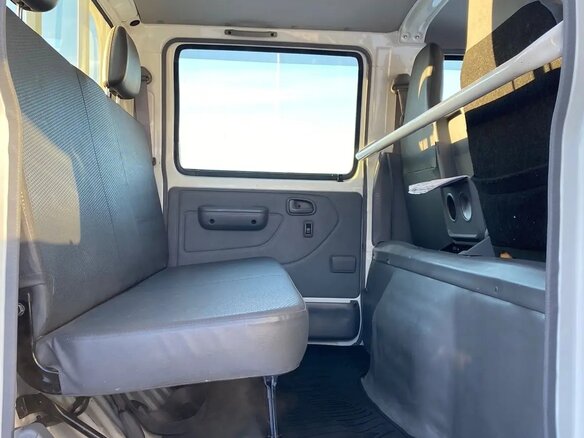 2017 Toyota Dyna, белый, 3497000 рублей - вид 7