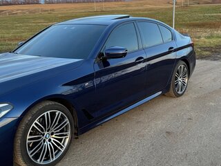 2018 BMW 5 серии 520d xDrive VII (G30/G31/G38), синий, 4200000 рублей, вид 4