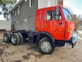 1990 КамАЗ 54112, красный, 350000 рублей - вид 10