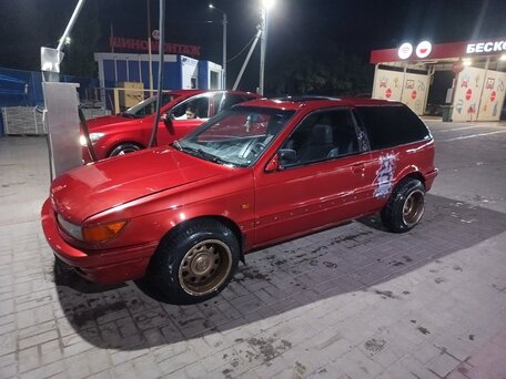 1991 Mitsubishi Colt III (C50), красный, 140000 рублей, вид 1