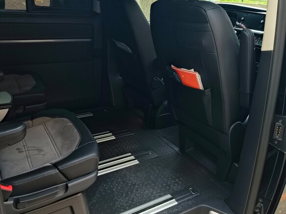 2021 Volkswagen Multivan T6 Рестайлинг, чёрный, 7850000 рублей - вид 18