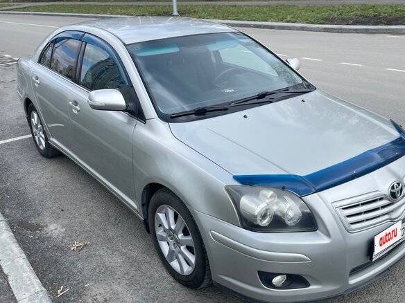 2006 Toyota Avensis II Рестайлинг, серебристый, 600000 рублей - вид 2