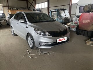 2016 Kia Rio III Рестайлинг, серебристый, 1250000 рублей, вид 2