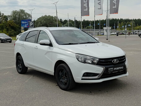 2018 Lada (ВАЗ) Vesta SW I, белый, 637570 рублей, вид 3