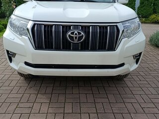 2018 Toyota Land Cruiser Prado 150 Series Рестайлинг 2, белый, 4100000 рублей, вид 1