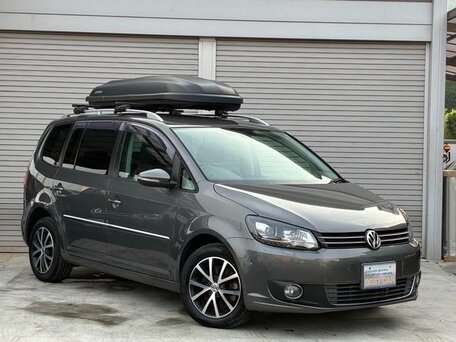 2015 Volkswagen Touran I Рестайлинг 2, серый, 785000 рублей, вид 3