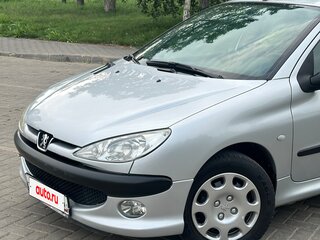 2008 Peugeot 206, серебристый, 500000 рублей, вид 2