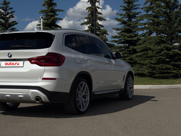 2019 BMW X3 20i xDrive III (G01), белый, 3900000 рублей - вид 10