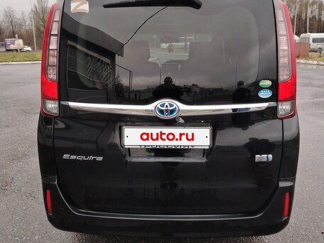 2015 Toyota Esquire I, чёрный, 1715000 рублей, вид 2