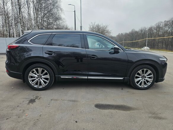 2021 Mazda CX-9 II, чёрный, 4500000 рублей - вид 4