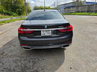 2015 BMW 7 серии Long 750Li xDrive VI (G11/G12), серый, 4200000 рублей, вид 4