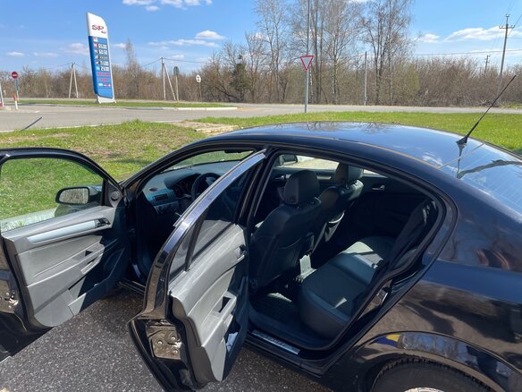 2010 Opel Astra H Рестайлинг, чёрный, 415000 рублей - вид 8