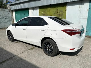 2014 Toyota Corolla XI (E160, E170, E180), белый, 1150000 рублей, вид 2