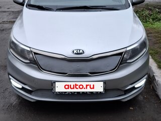 2016 Kia Rio III Рестайлинг, серебристый, 830000 рублей, вид 1