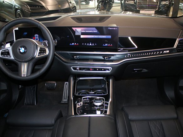 2025 BMW X6 40i III (G06) Рестайлинг, чёрный, 13890000 рублей - вид 13