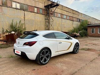 2013 Opel Astra GTC J Рестайлинг, белый, 1250000 рублей, вид 4
