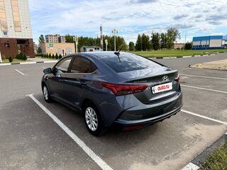 2021 Hyundai Solaris II Рестайлинг, серый, 1720000 рублей, вид 3