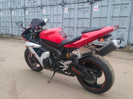 2003 Yamaha YZF-R1, красный, 599000 рублей, вид 3