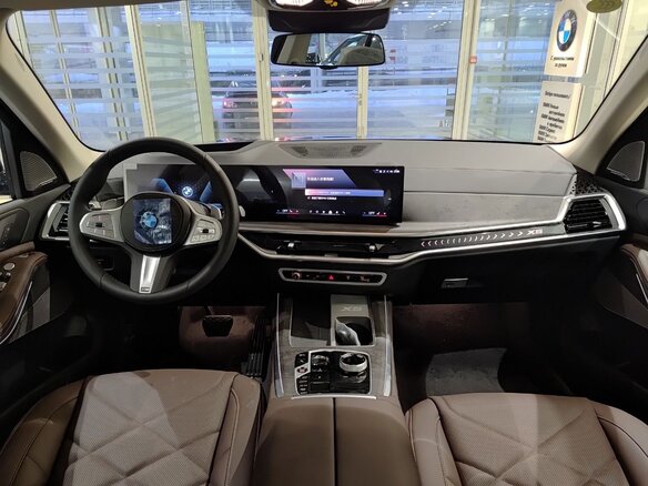 2025 BMW X5 Long 30Li IV (G05/G18) Рестайлинг, чёрный, 10900000 рублей - вид 12