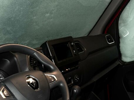 2021 Renault Master, красный, 9500000 рублей, вид 3