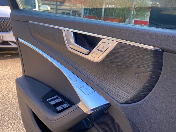 2019 Audi A6 allroad 45 TDI IV (C8), серый, 4200000 рублей - вид 12