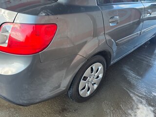 2010 Kia Rio II Рестайлинг, серебристый, 370000 рублей, вид 2
