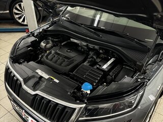 2018 Skoda Kodiaq I, серый, 3499000 рублей, вид 4
