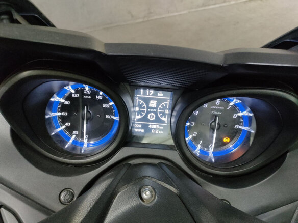 2021 Yamaha TMAX, серый, 745000 рублей - вид 4