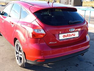 2011 Ford Focus III, красный, 690000 рублей, вид 5
