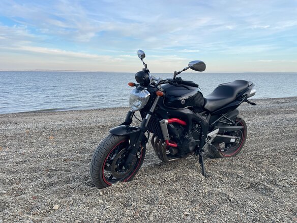 2005 Yamaha FZ6, чёрный, 400000 рублей - вид 1