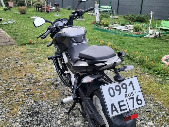 2021 Bajaj Pulsar NS 200, чёрный, 160000 рублей - вид 3