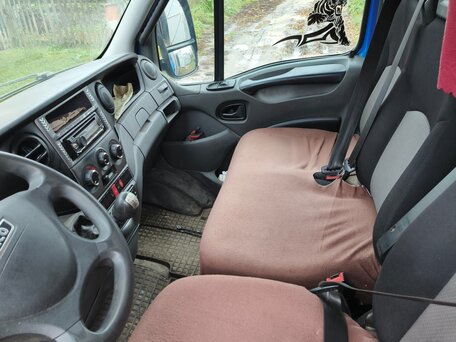 2015 Iveco Daily, синий, 2300000 рублей, вид 5