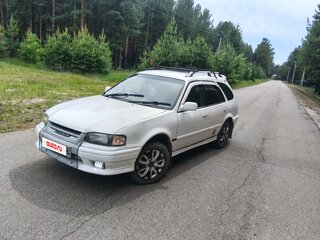 1998 Toyota Sprinter Carib III, белый, 300005 рублей, вид 2